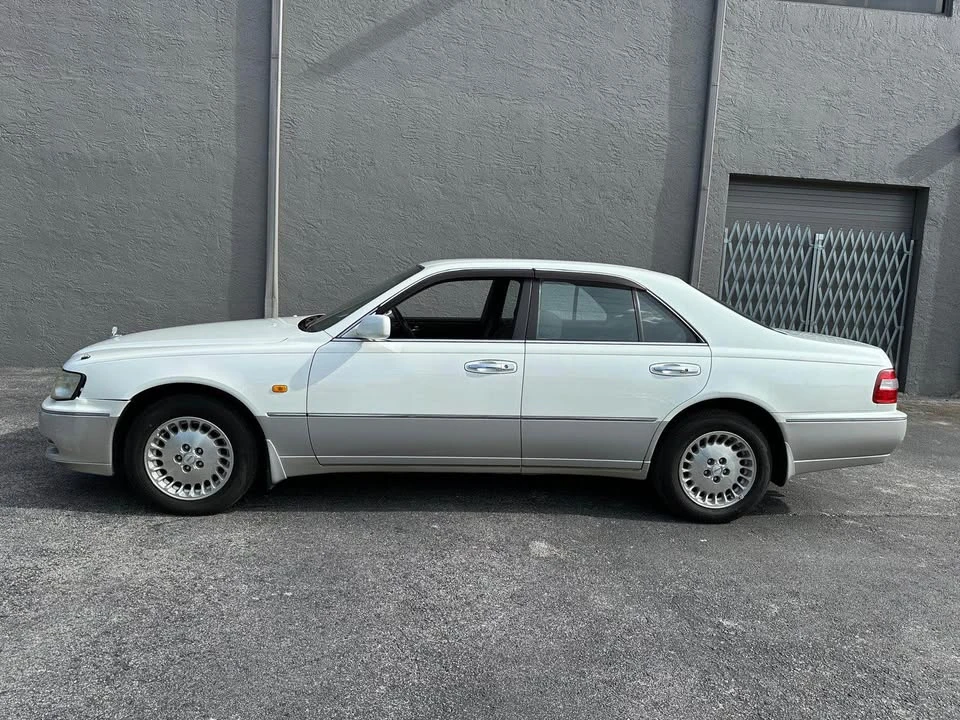 1996 Nissan Cima 3rd Gen - Image 6 of 20