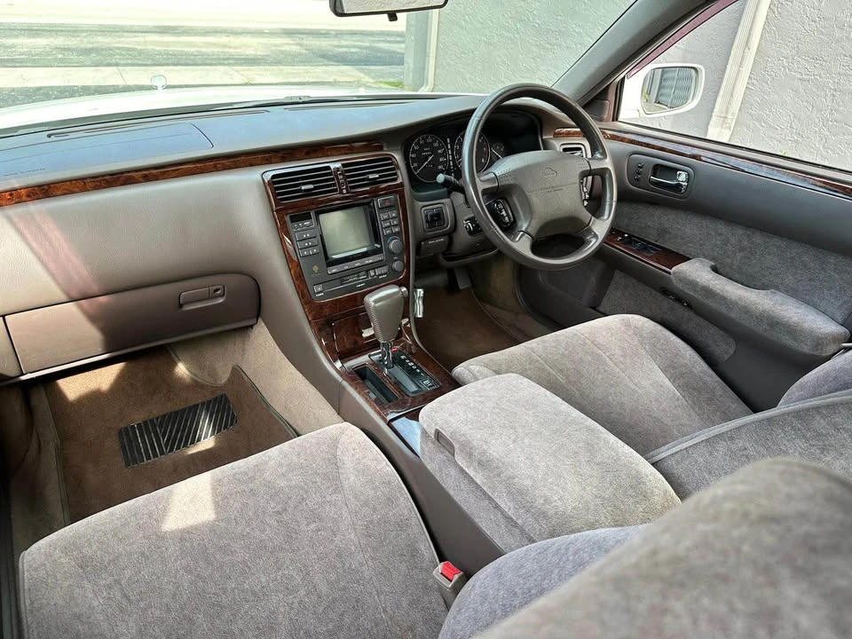 1996 Nissan Cima 3rd Gen - Image 15 of 20