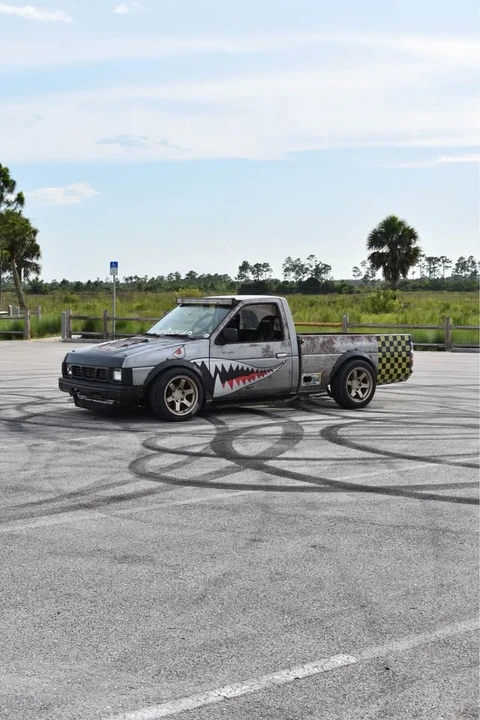 1996 Nissan Frontier - Image 9 of 9
