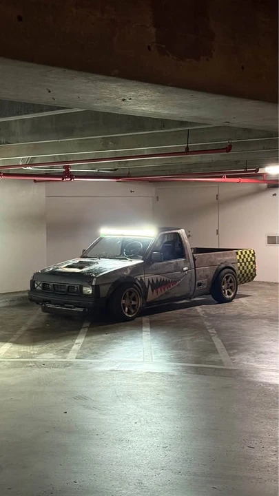 1996 Nissan Frontier - Image 10 of 10