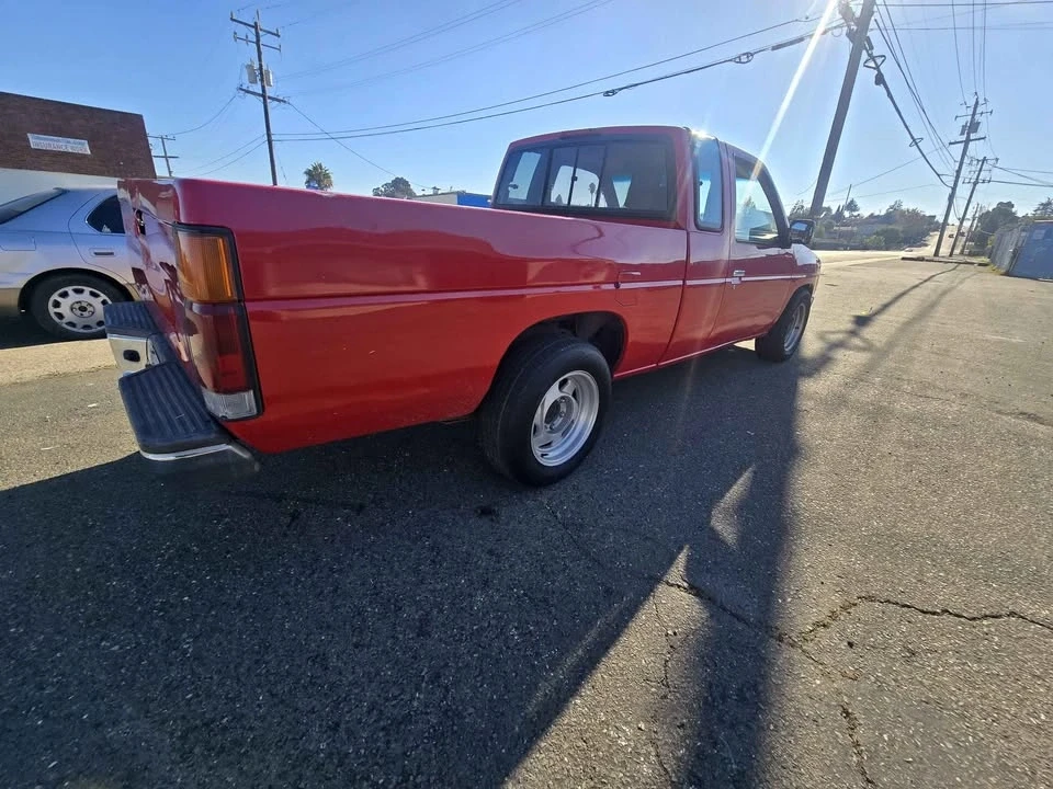 1996 Nissan Frontier - Image 6 of 7