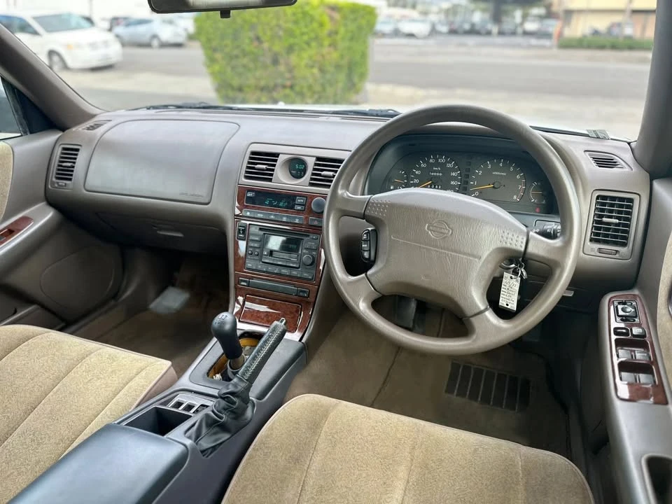 1996 Nissan Laurel 7th Gen - Image 12 of 18