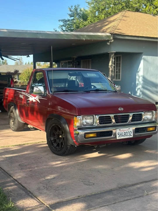 1996 Nissan Frontier - Image 7 of 11