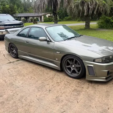 1996 Nissan Skyline