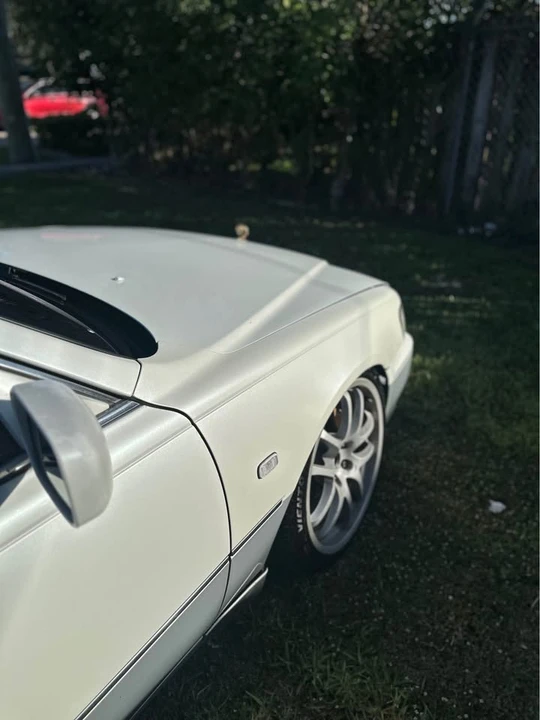 1996 Nissan Cedric 9th Gen - Image 3 of 6