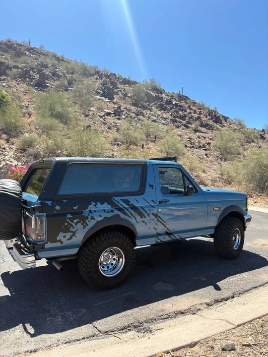1996 Ford Bronco 5th Gen - Image 4 of 16