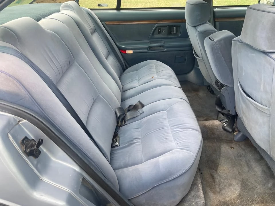 1996 Oldsmobile 88 - Image 6 of 10