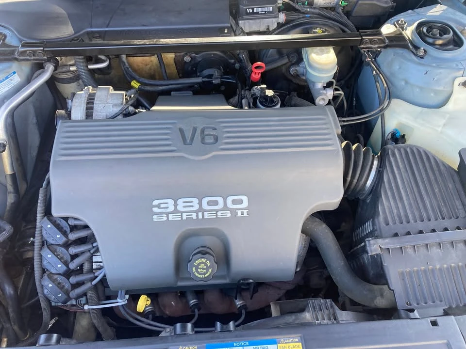 1996 Oldsmobile 88 - Image 7 of 10