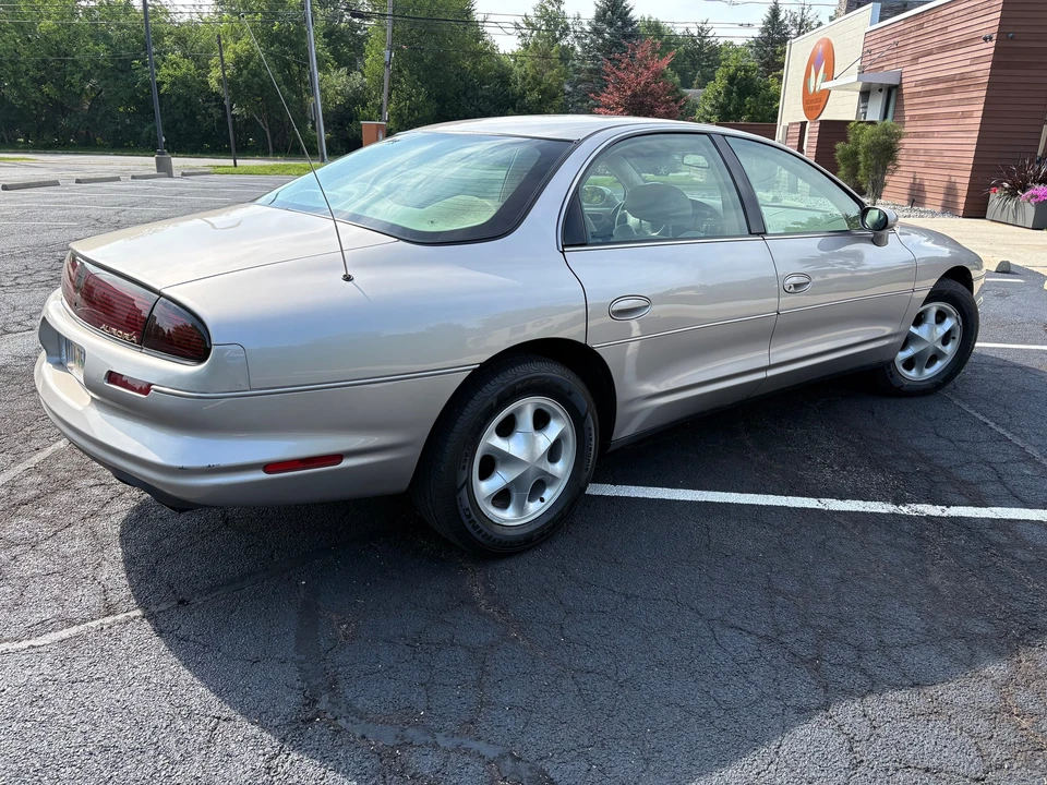 1996 Oldsmobile Aurora - Image 6 of 31