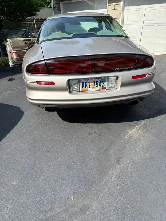 1996 Oldsmobile Aurora - Image 19 of 31