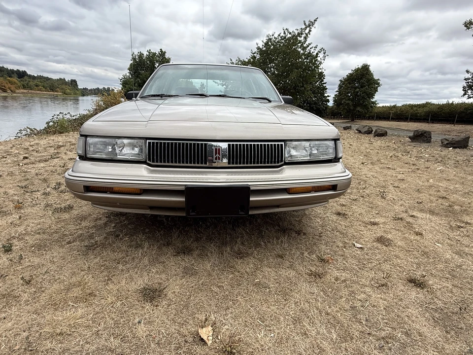 1996 Oldsmobile Cutlass Ciera - Image 3 of 31