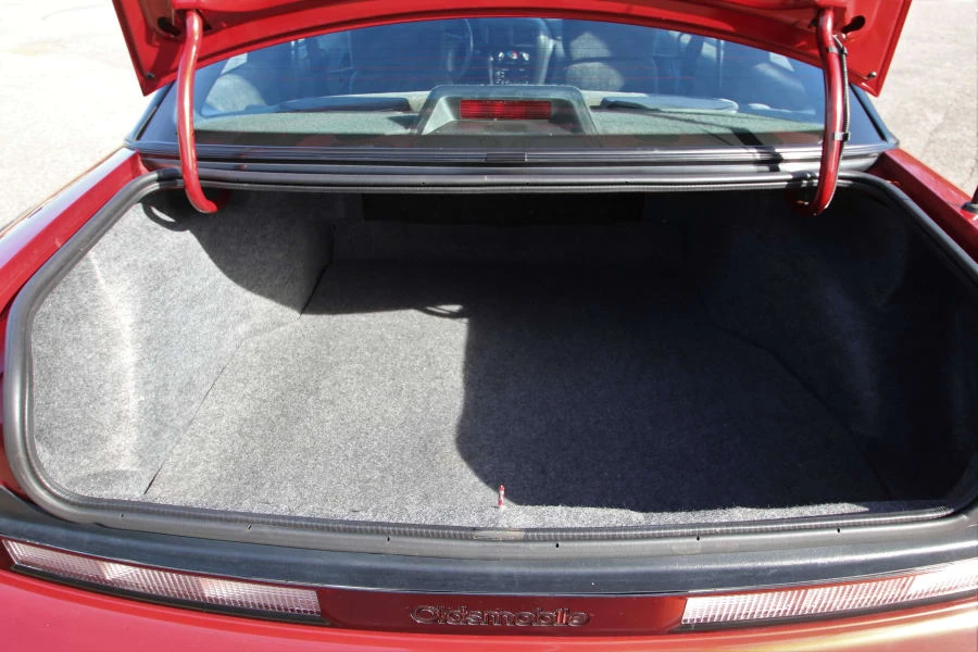 1996 Oldsmobile Cutlass Ciera - Image 14 of 31
