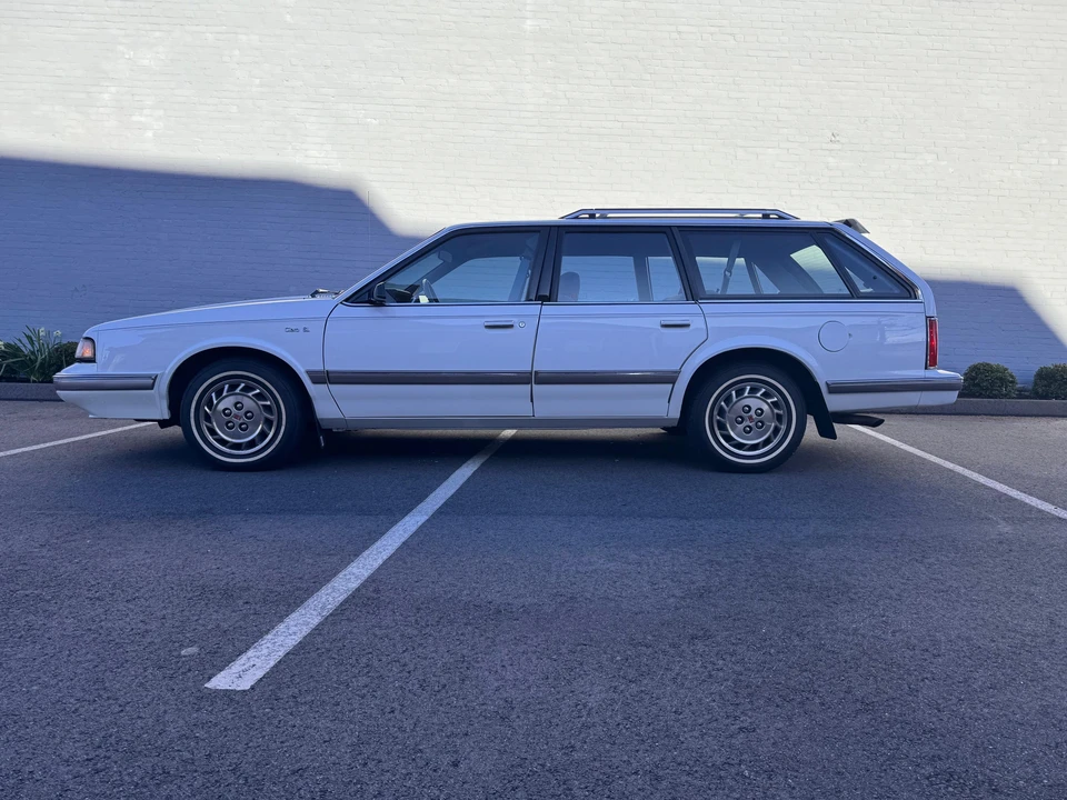 1996 Oldsmobile Cutlass Ciera - Image 9 of 31