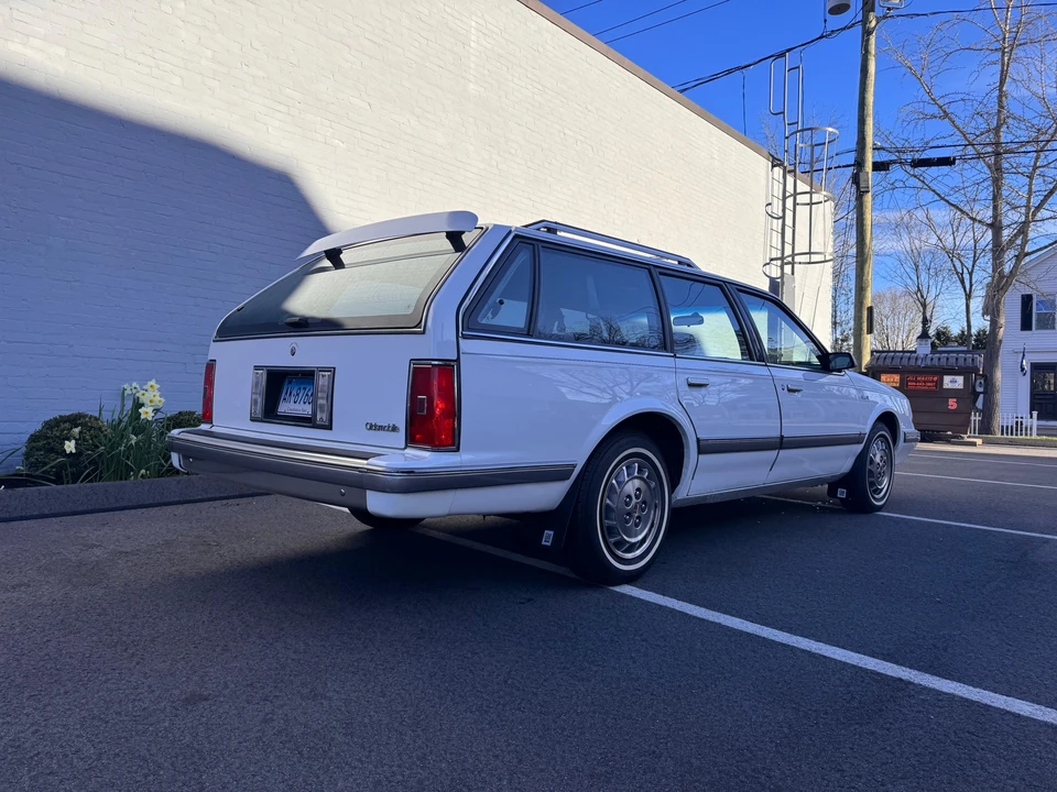 1996 Oldsmobile Cutlass Ciera - Image 11 of 31