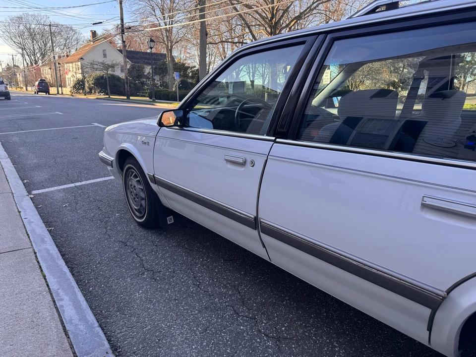 1996 Oldsmobile Cutlass Ciera - Image 23 of 31