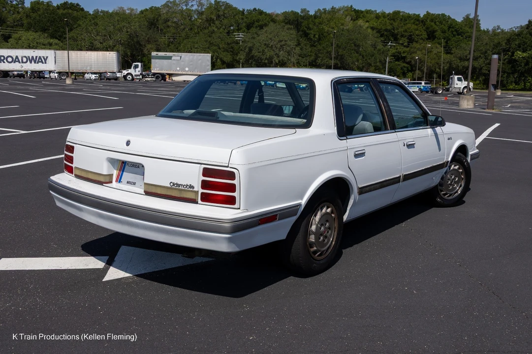 1996 Oldsmobile Cutlass Ciera - Image 7 of 28