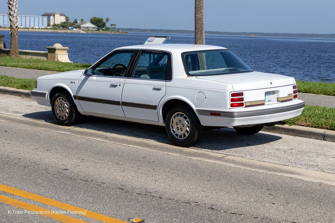 1996 Oldsmobile Cutlass Ciera - Image 4 of 28