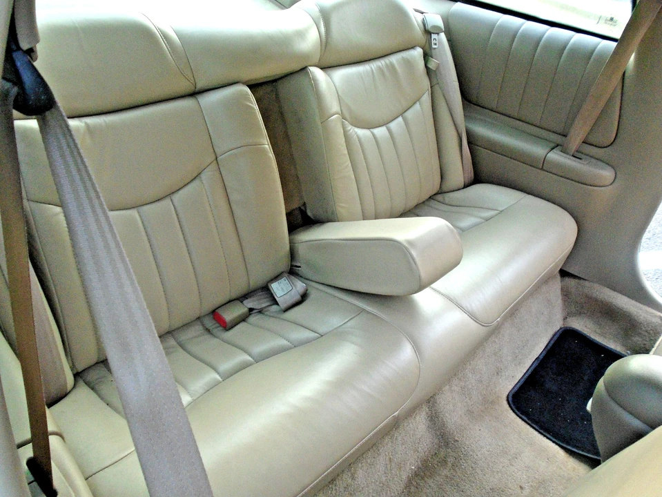 1996 Oldsmobile Cutlass Supreme - Image 17 of 21
