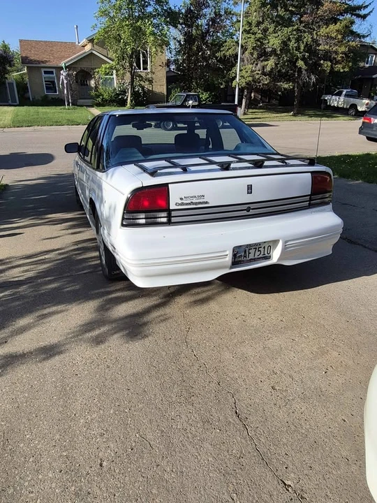 1996 Oldsmobile Cutlass Supreme - Image 3 of 7