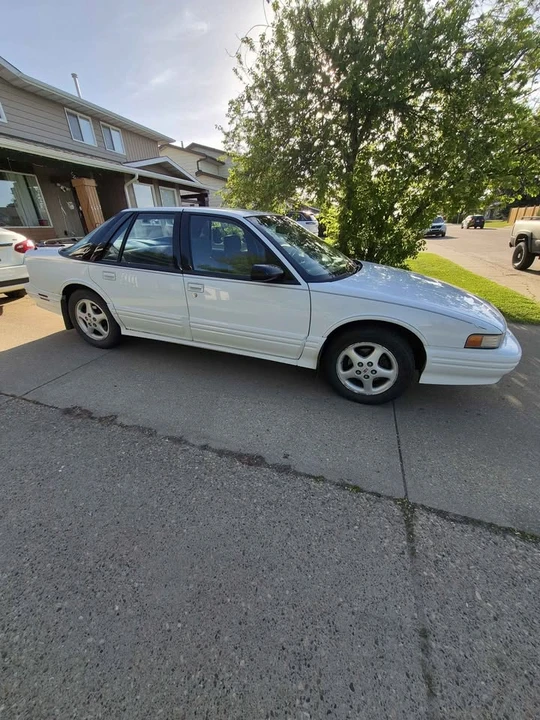 1996 Oldsmobile Cutlass Supreme - Image 4 of 7