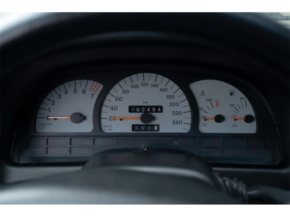 1996 Opel GT - Image 8 of 11