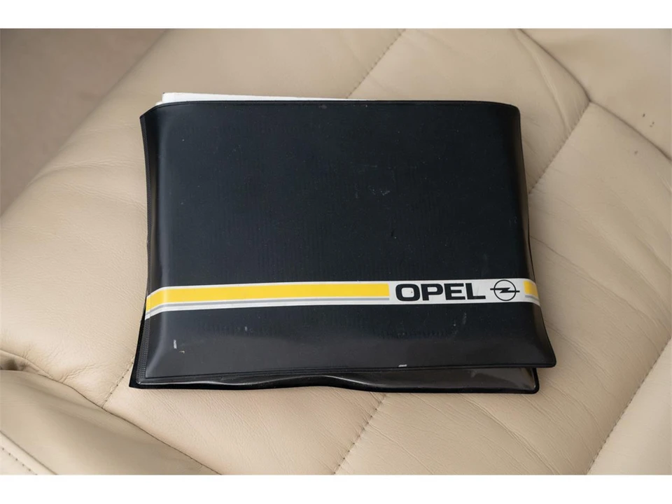 1996 Opel GT - Image 10 of 11