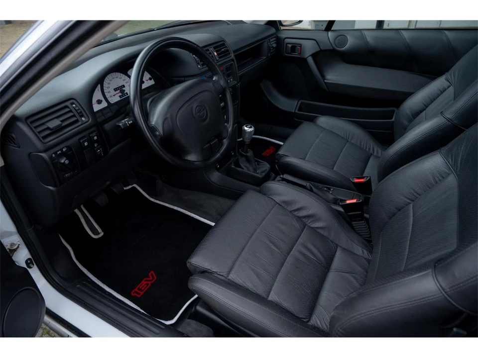 1996 Opel GT - Image 6 of 11