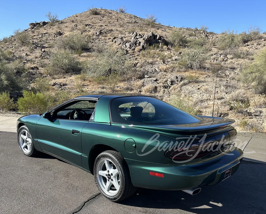 1996 Pontiac Firebird Formula 4th Gen - Image 11 of 19