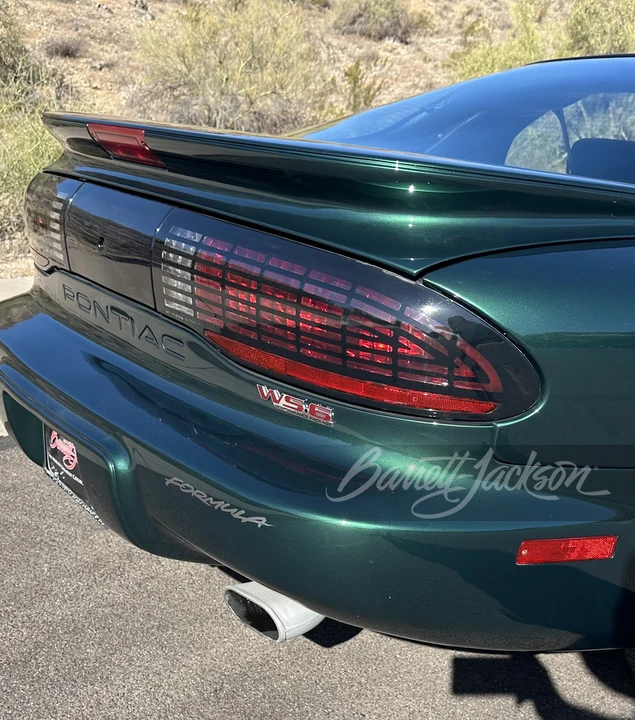 1996 Pontiac Firebird Formula 4th Gen - Image 10 of 19