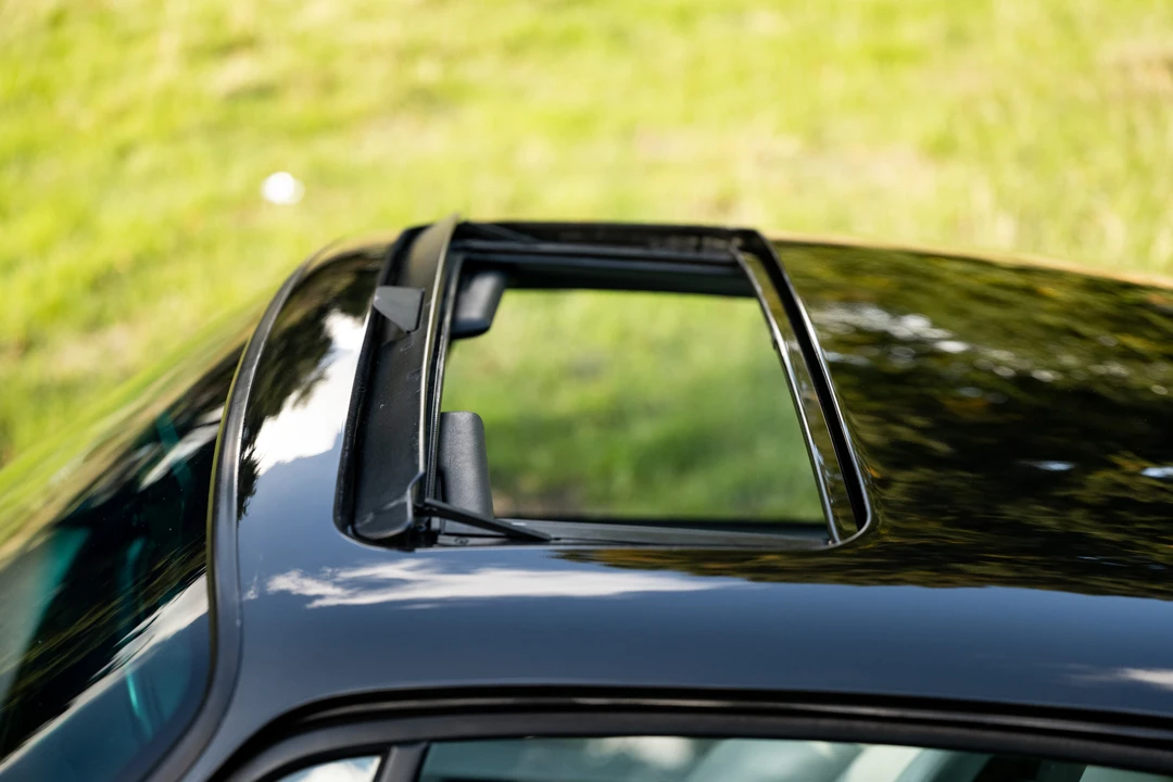 1996 Porsche 993 Carrera 4S - Image 29 of 31