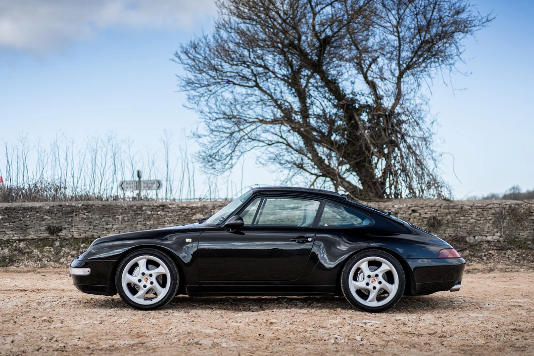 1996 Porsche 993 Carrera 4 - Image 19 of 31