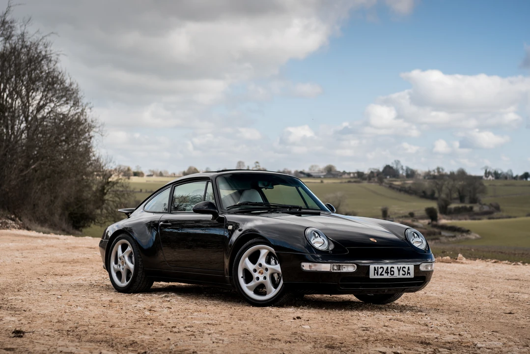 1996 Porsche 993 Carrera 4 - Image 8 of 31