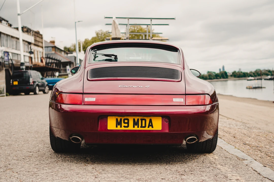 1996 Porsche 993 Carrera - Image 8 of 31