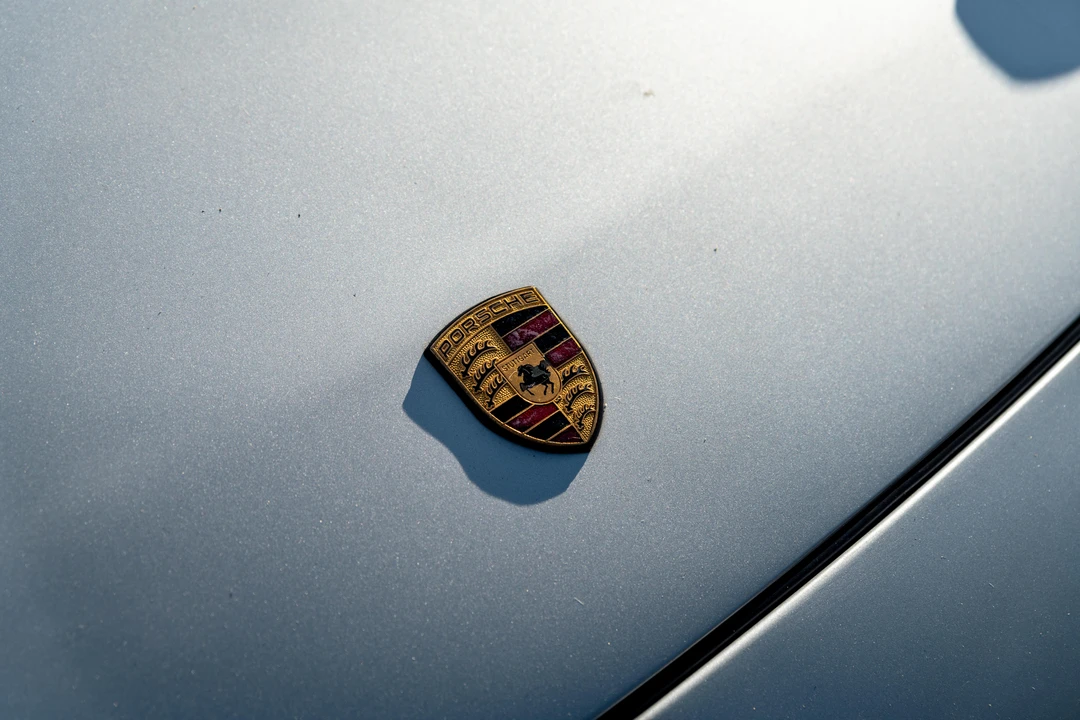1996 Porsche 993 Carrera 4 - Image 20 of 31