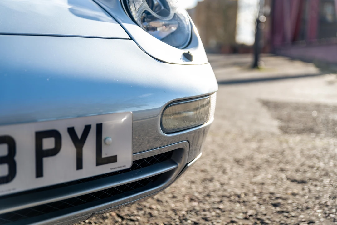 1996 Porsche 993 Carrera 4 - Image 24 of 31