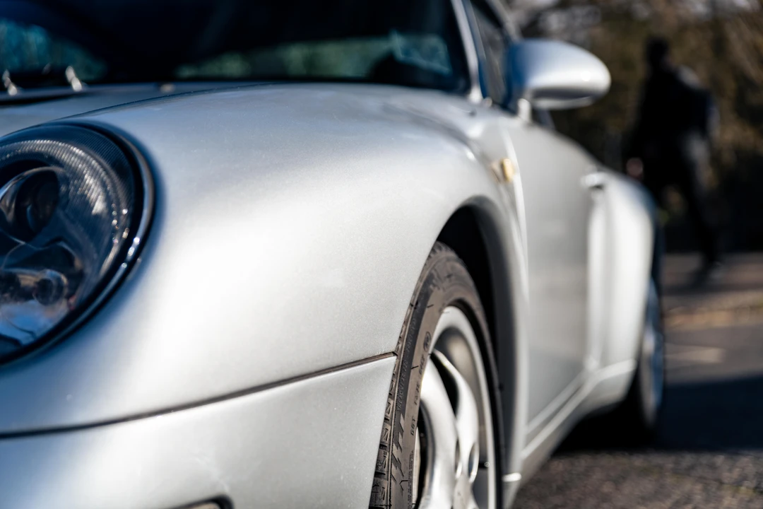 1996 Porsche 993 Carrera 4 - Image 28 of 31