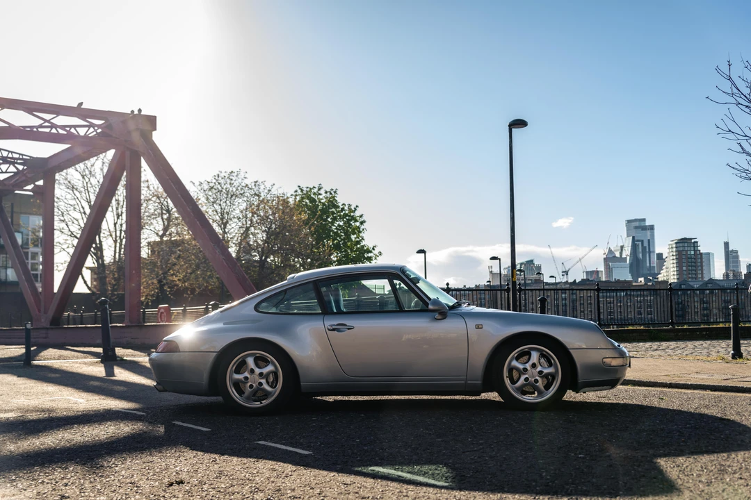 1996 Porsche 993 Carrera 4 - Image 16 of 31