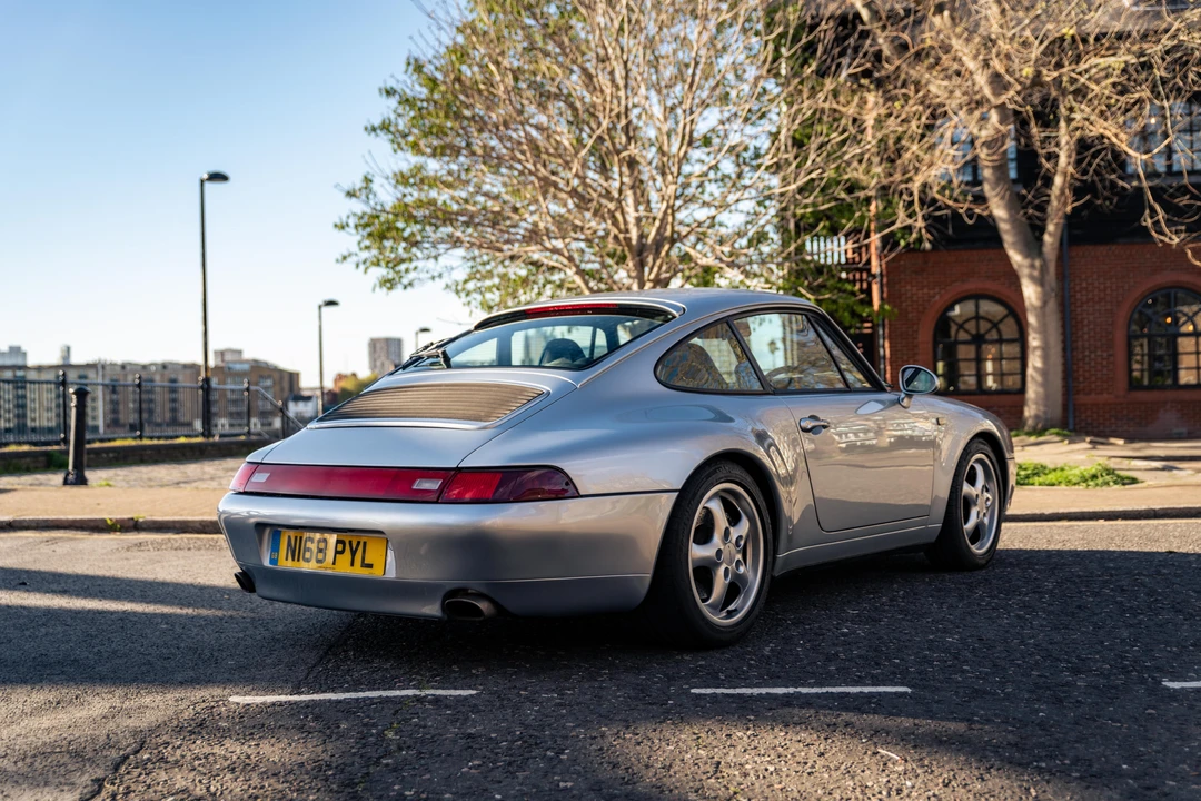 1996 Porsche 993 Carrera 4 - Image 8 of 31