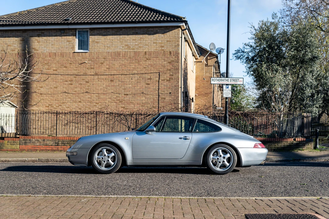 1996 Porsche 993 Carrera 4 - Image 13 of 31