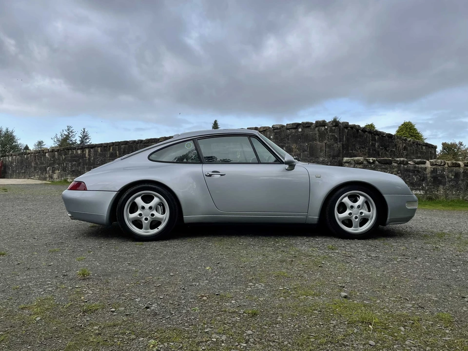 1996 Porsche 993 Carrera 4 - Image 5 of 31