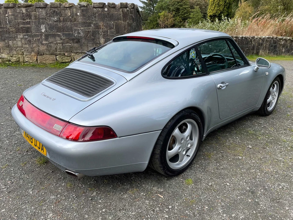 1996 Porsche 993 Carrera 4 - Image 6 of 31
