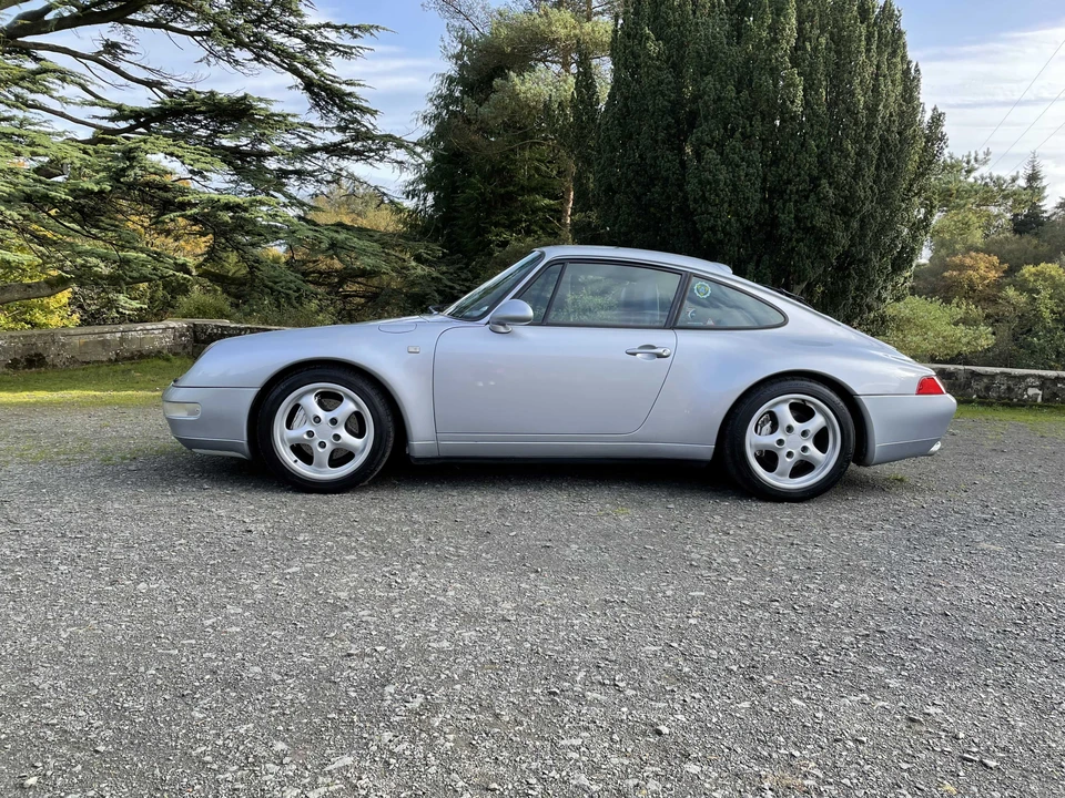 1996 Porsche 993 Carrera 4 - Image 12 of 31