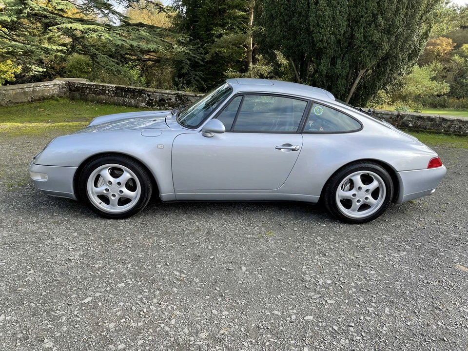 1996 Porsche 993 Carrera 4 - Image 9 of 31