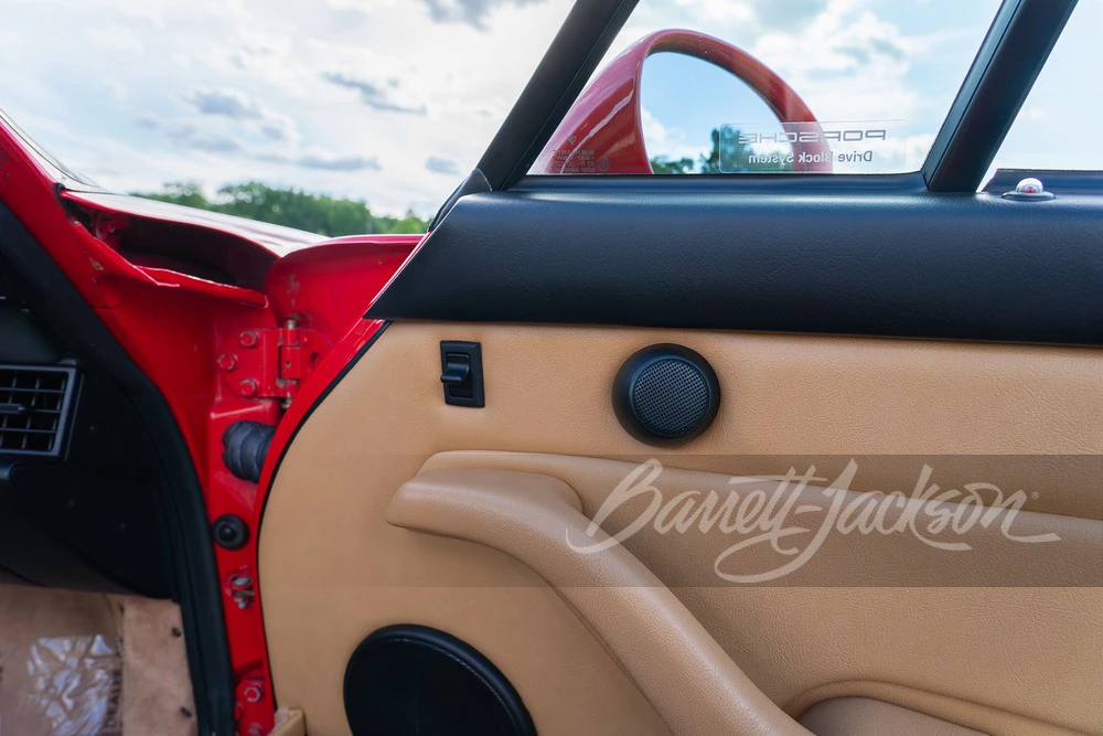 1996 Porsche 993 Carrera 4 - Image 15 of 31