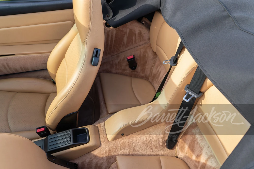 1996 Porsche 993 Carrera 4 - Image 24 of 31