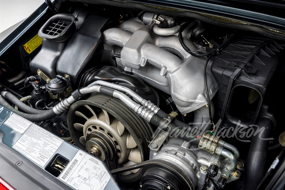 1996 Porsche 993 Carrera 4 - Image 9 of 31