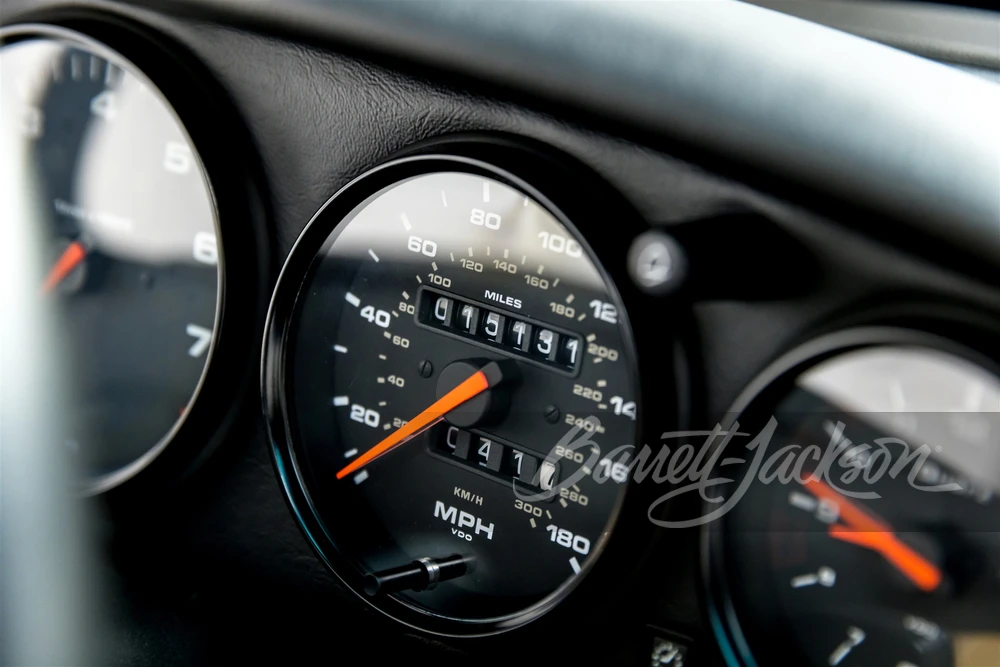 1996 Porsche 993 Carrera 4 - Image 10 of 31