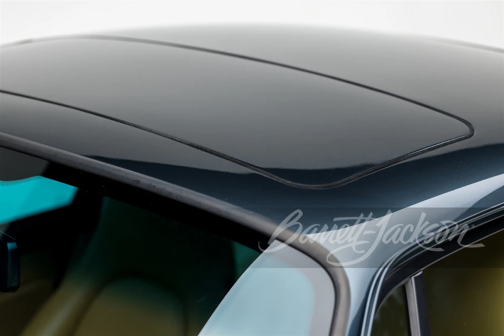 1996 Porsche 993 Carrera 4 - Image 11 of 31