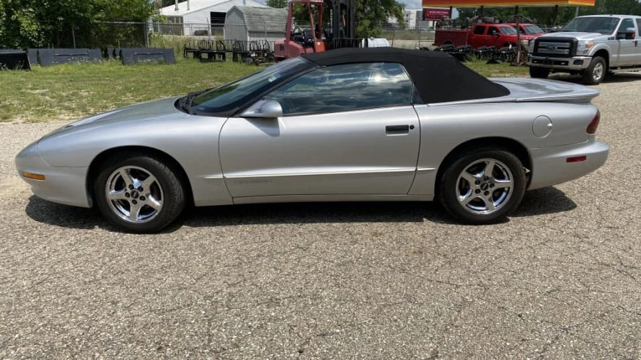 1996 Pontiac Firebird 4th Gen - Image 8 of 28