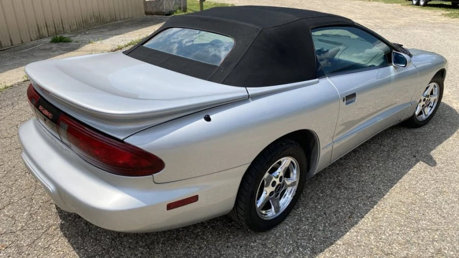 1996 Pontiac Firebird 4th Gen - Image 10 of 28